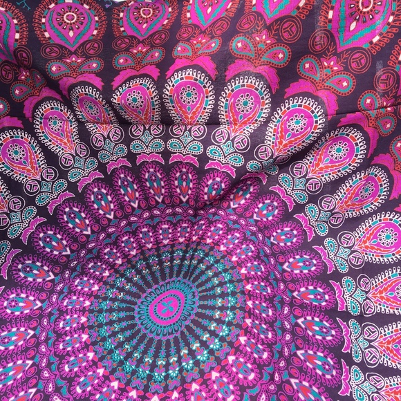 SOLD 🔥Bohemian Purple Peacock Mandala Bed Wall - Picture 4 of 4